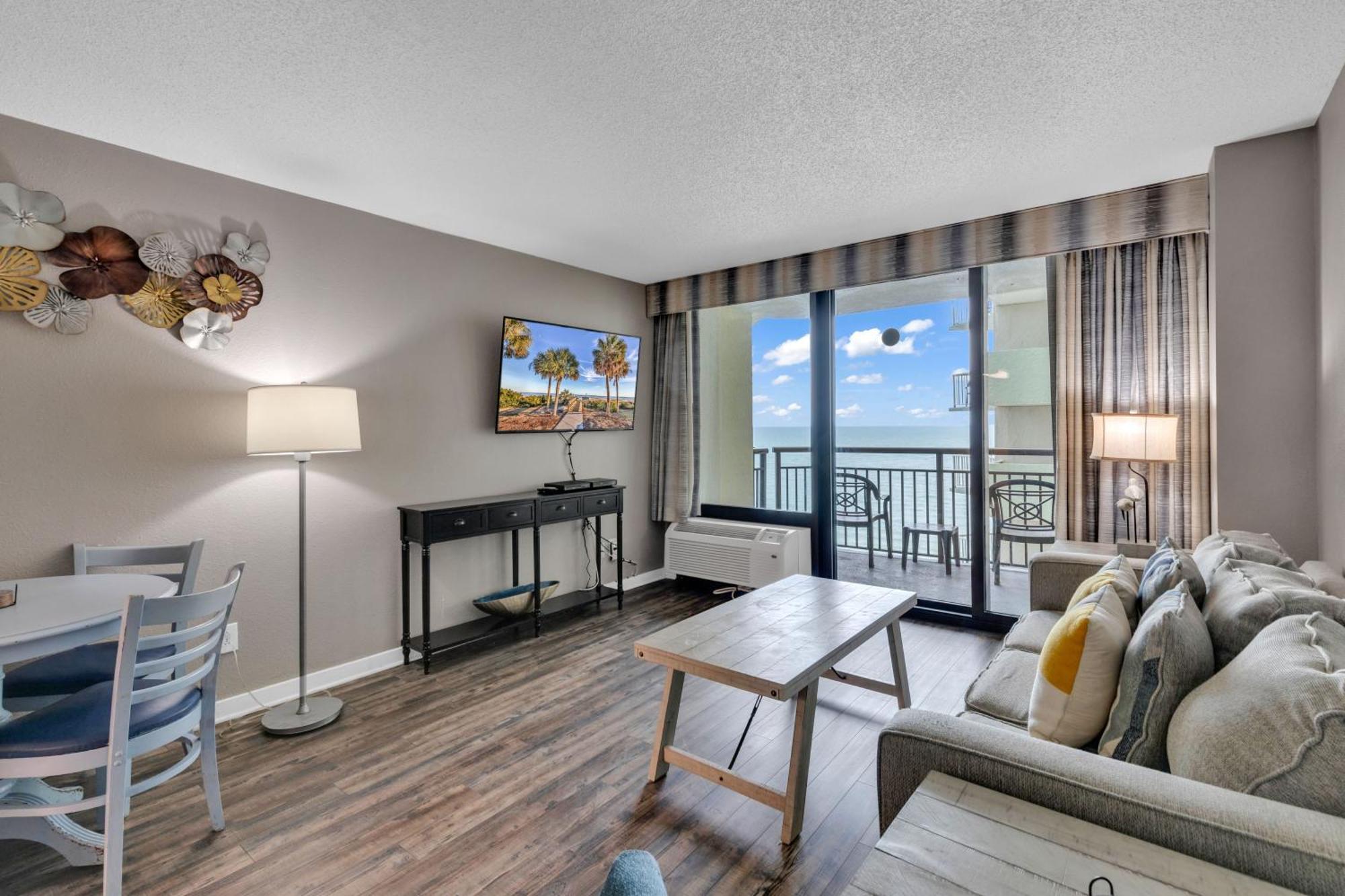 Ocean-Front Condos At Patricia Grand شاطئ ميرتل المظهر الخارجي الصورة