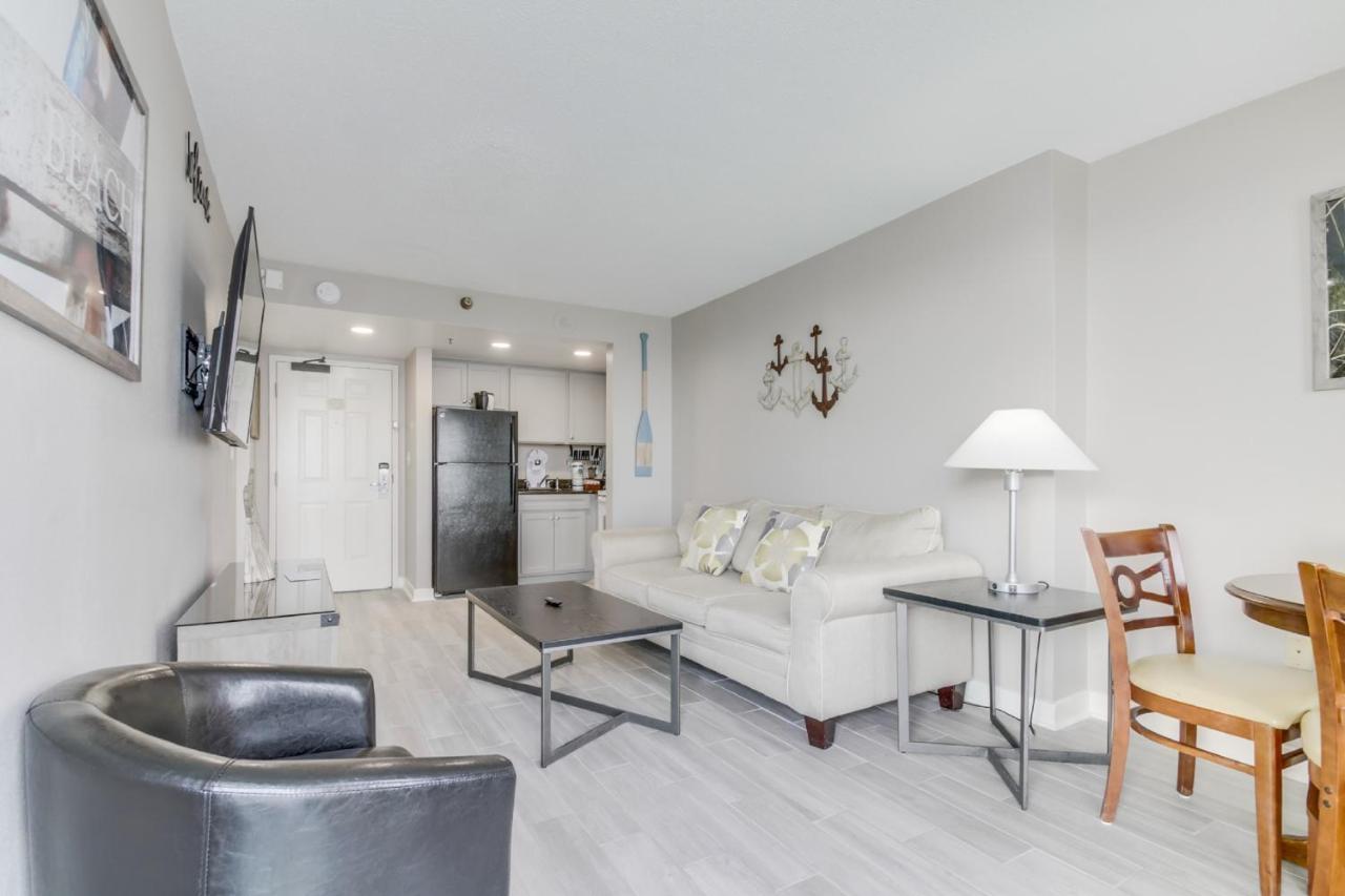 Ocean-Front Condos At Patricia Grand شاطئ ميرتل المظهر الخارجي الصورة